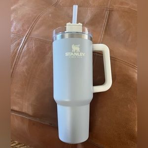 Stanley original Adventure travel Quencher 40oz